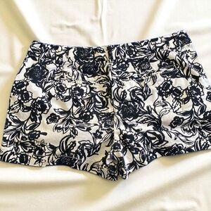 LOFT Black and White Floral Women's Shorts